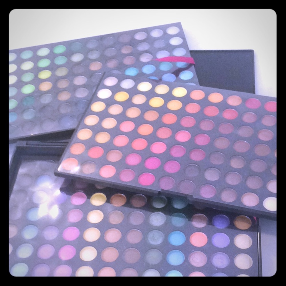 Discontinued 252 Ultimate Palette